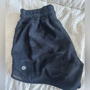 black camo hotty hot lululemon shorts ~ will negotiate price